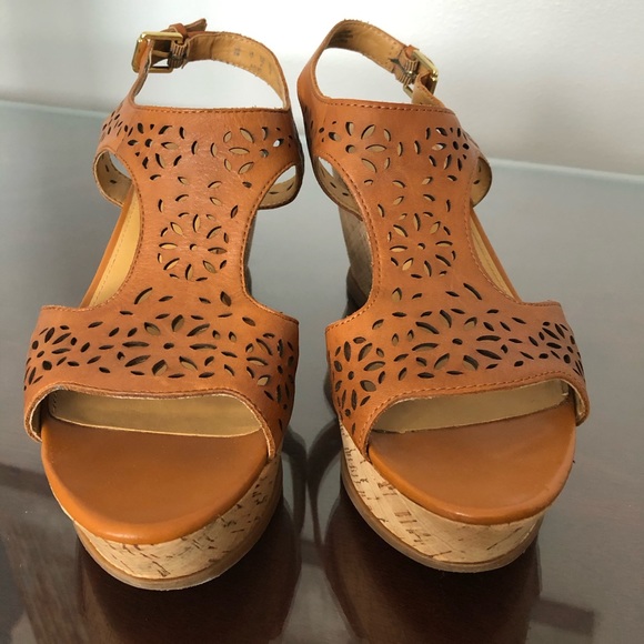 LEATHER Sandal Franco Sarto A-Flirt Wedge Sandals ~ NWOB ~ - Picture 3 of 8